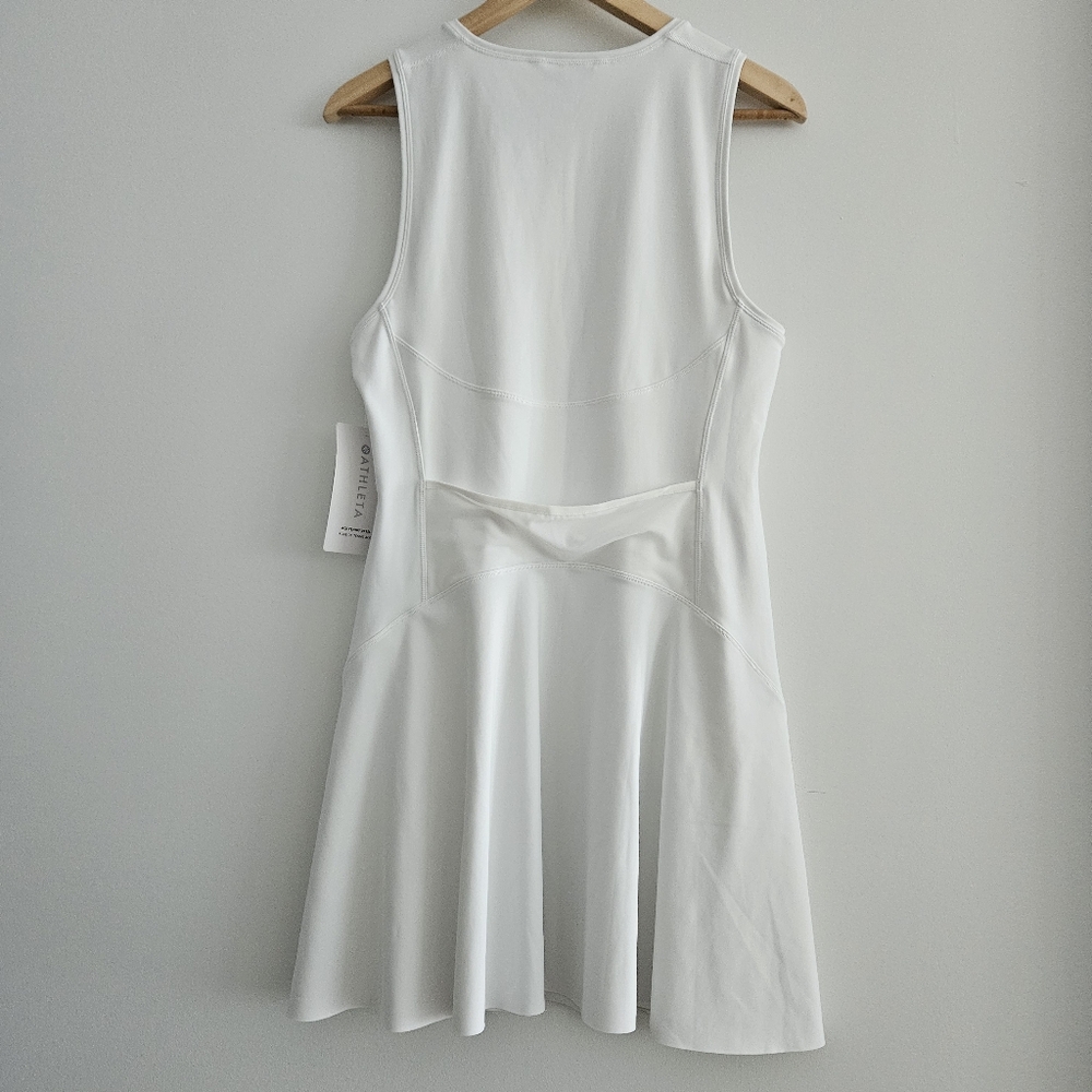 Women's Athleta Ace Tennis Dress Size
Large NWT - Picture 4 of 8